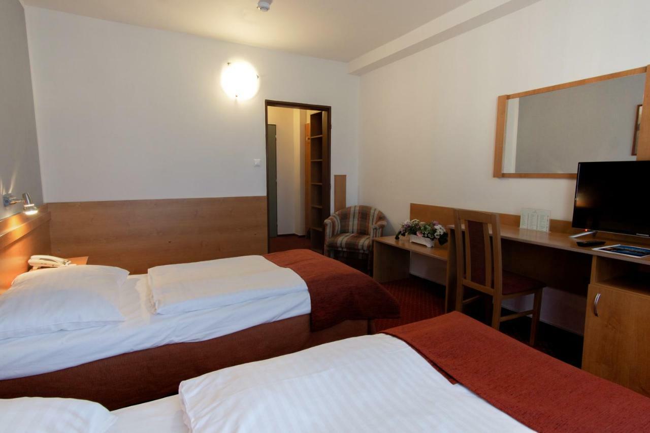 Hotel Globus Praga Exterior foto