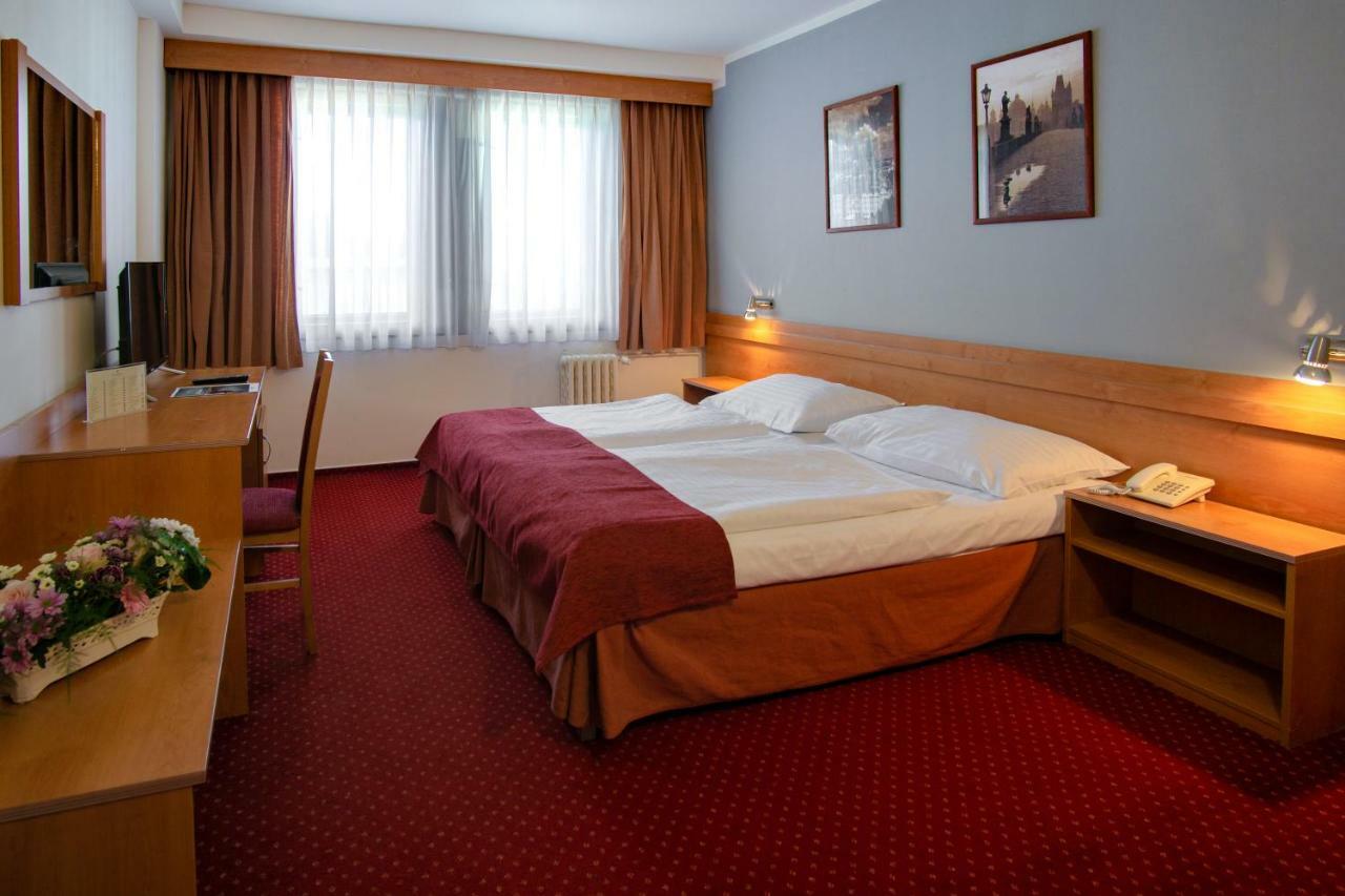 Hotel Globus Praga Exterior foto